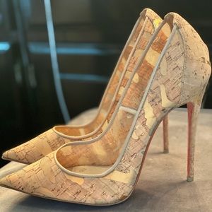 stilettos !! Worn 2 times only.. runs small like 7